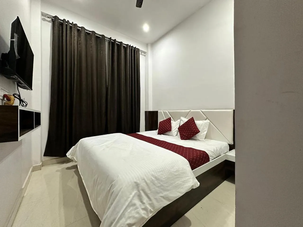 Hotel Cable Car Varanasi